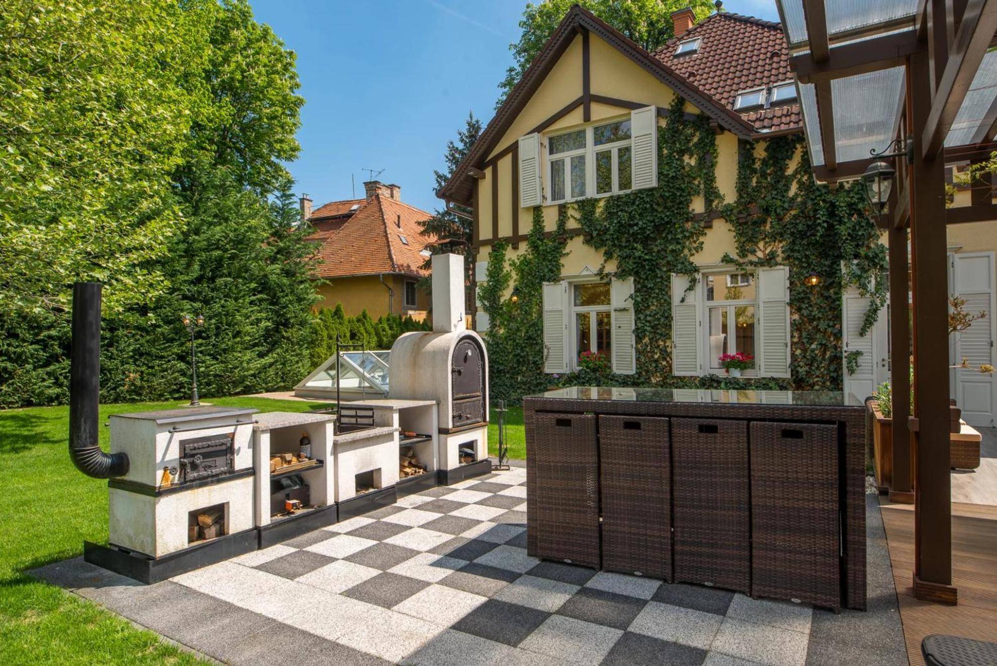 Uhu Villa 750 M2 - Budapest — Fotók 2
